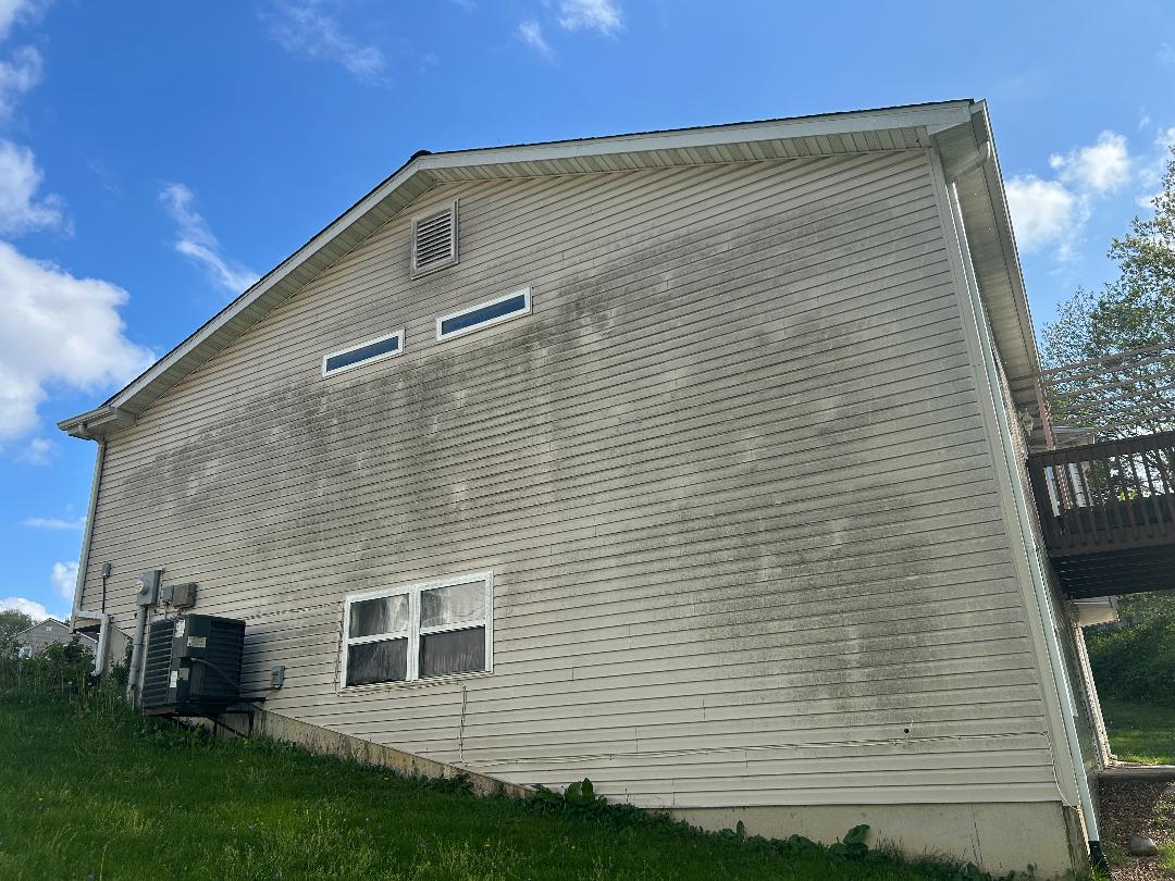 Top Quality House Soft Washing Performed in Warrenton, Mo.